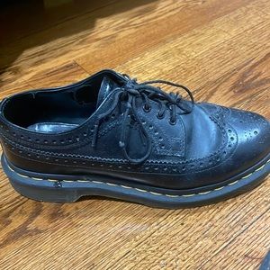 Dr. Martens Oxfords (size 9 womens, 7.5 men’s) (great condition)